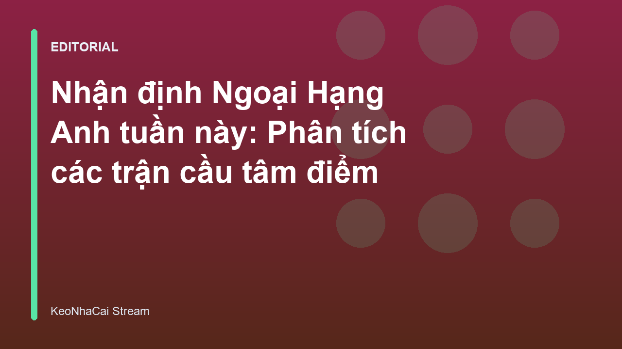 Cầu thủ bóng đá đang thi đấu trên sân cỏ Ngoại Hạng Anh
